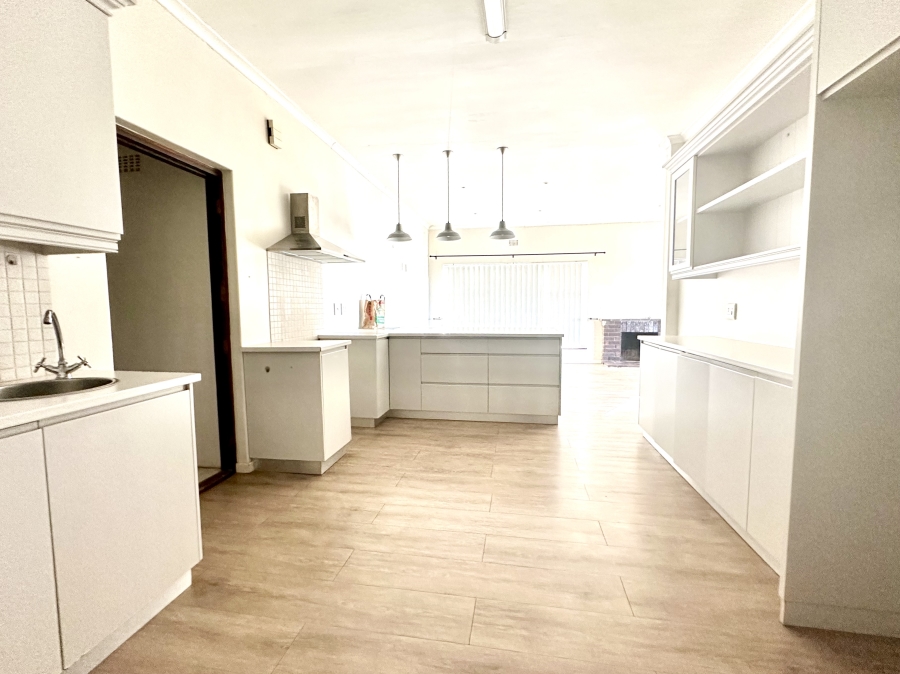 To Let 3 Bedroom Property for Rent in Malmesbury Rural Western Cape